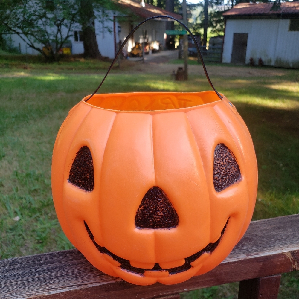 Vintage Halloween Pumpkin Plastic Pail With Handle - Black and Orange